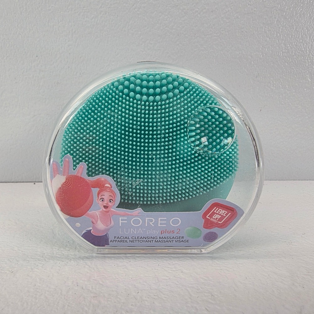 Foreo Luna Play‎ Plus 2 Tiny But Mighty Minty Cool Facial Cleansing Travel Clean